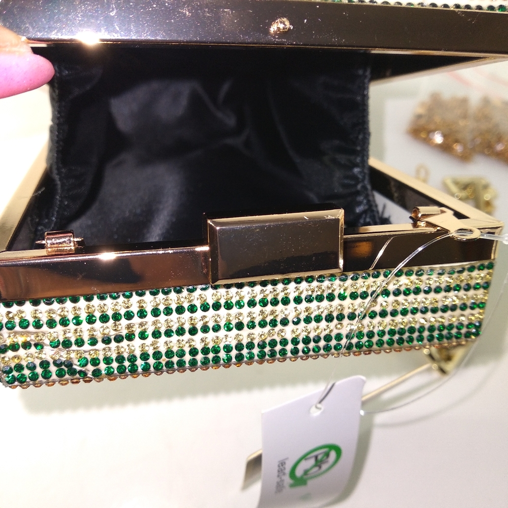 Green/Gold Rhinestone Dollar Sign Clutch Bag - Picture 7 of 8